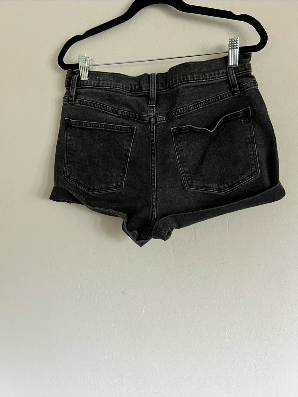 Madewell High-Rise Roll Hem Denim Shorts in Lunar Wash Sz28 - Picture 9 of 16